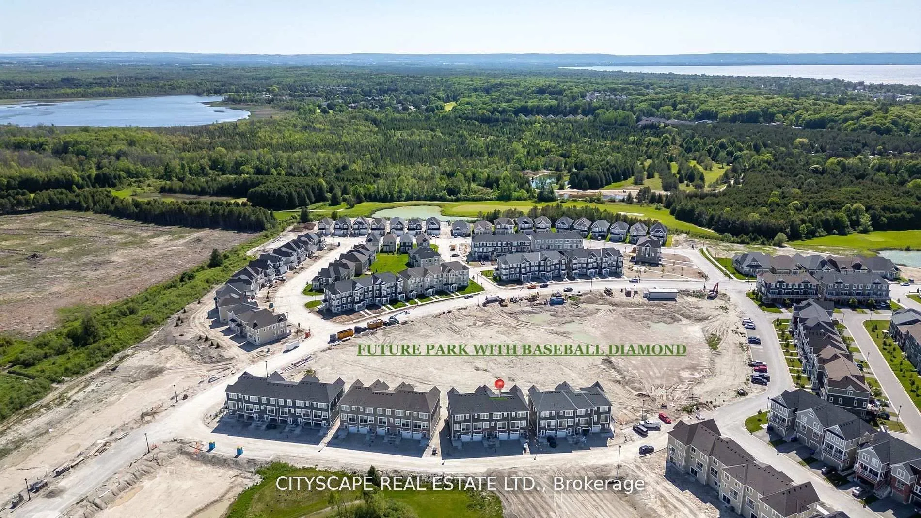 Photo 3 of 29 Sama Way, Wasaga Beach — HOMEH