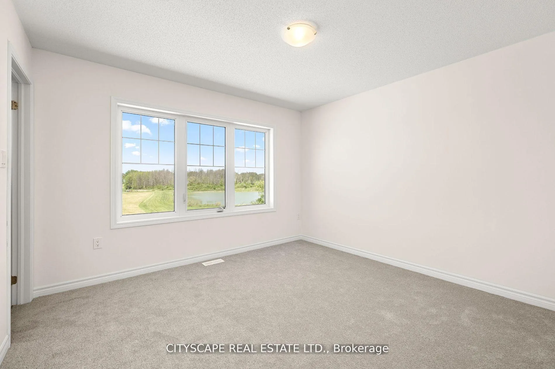 Photo 23 of 29 Sama Way, Wasaga Beach — HOMEH