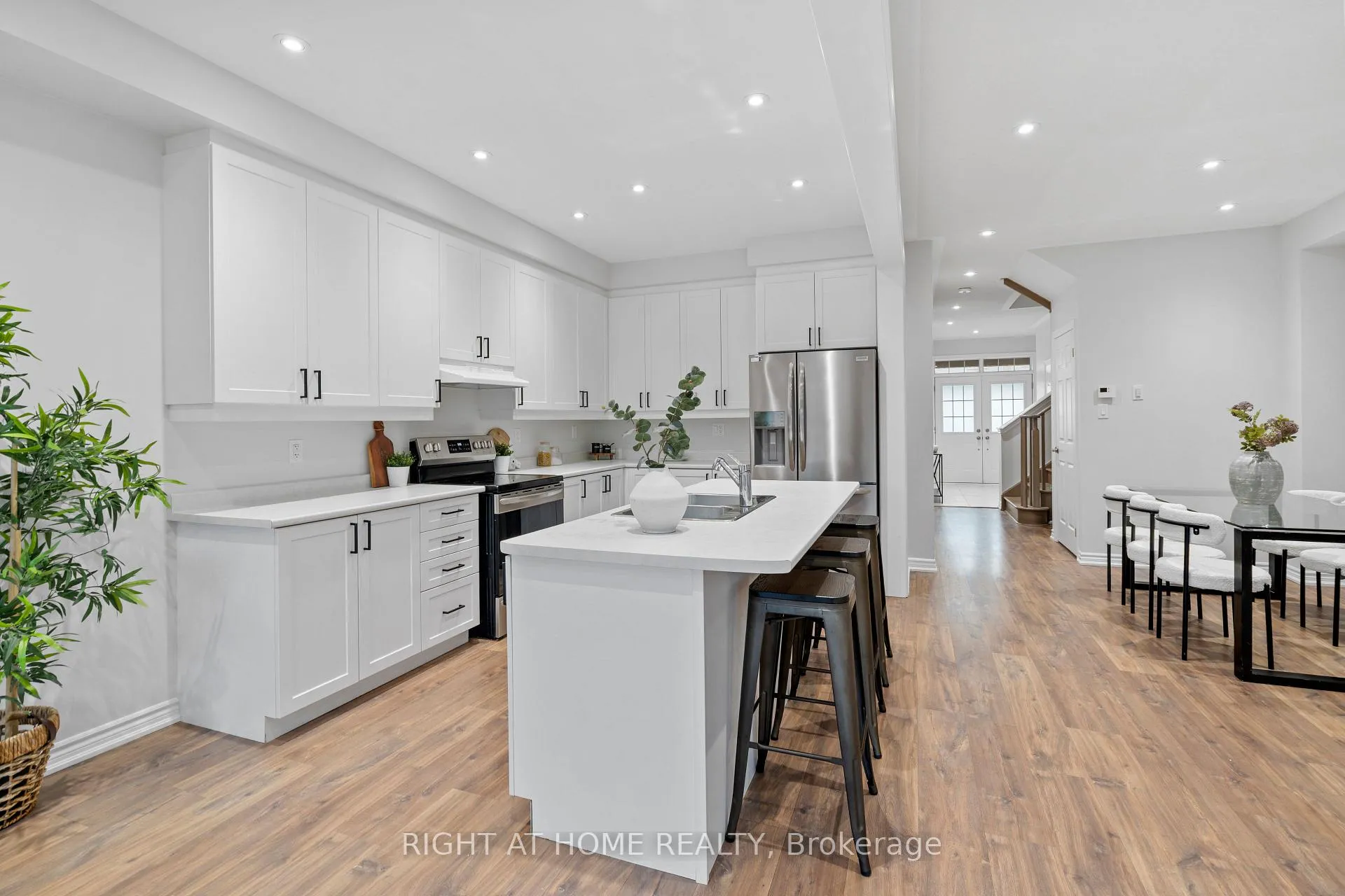 Photo 14 of 310 Stewart Street, Shelburne — HOMEH