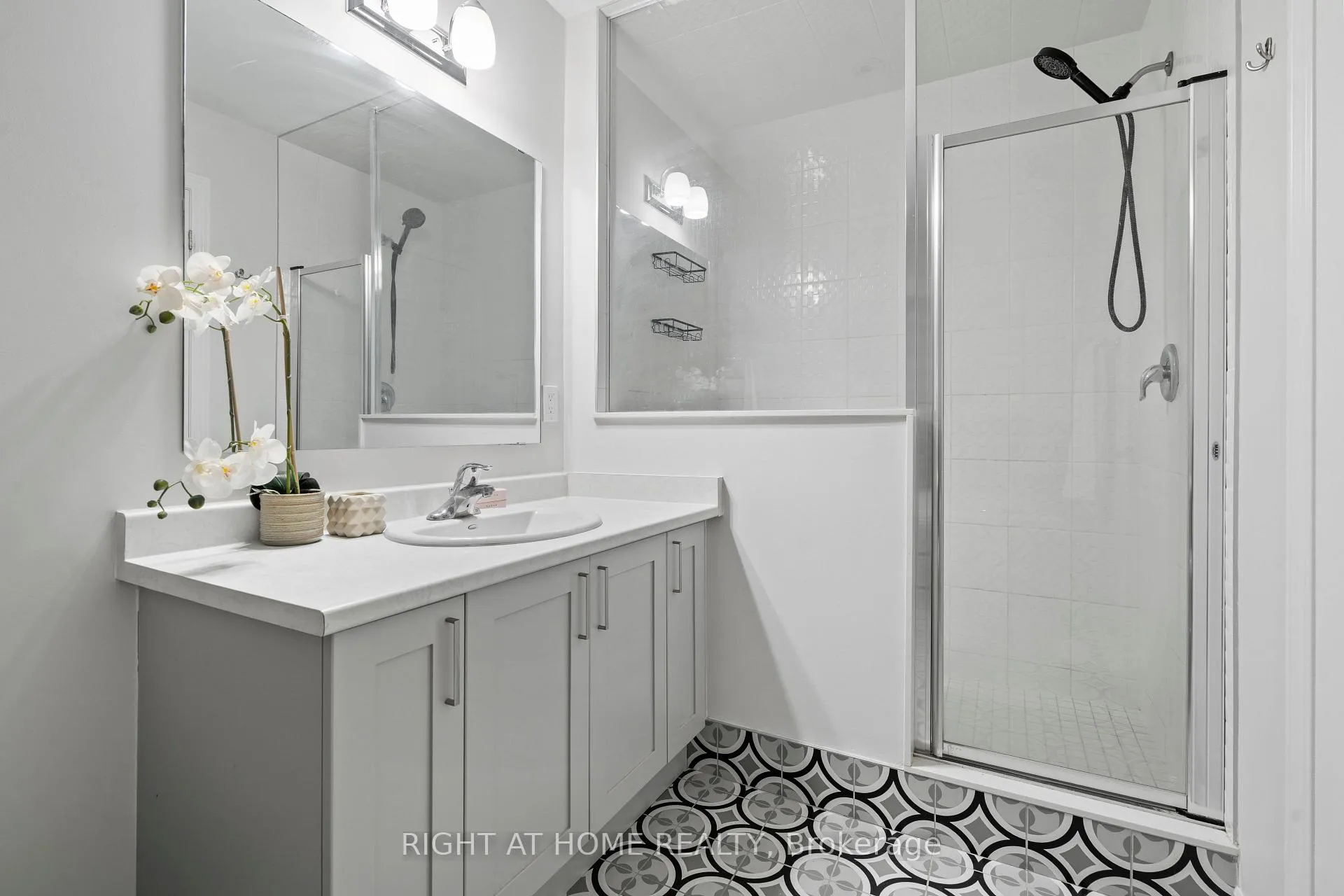 Photo 30 of 310 Stewart Street, Shelburne — HOMEH