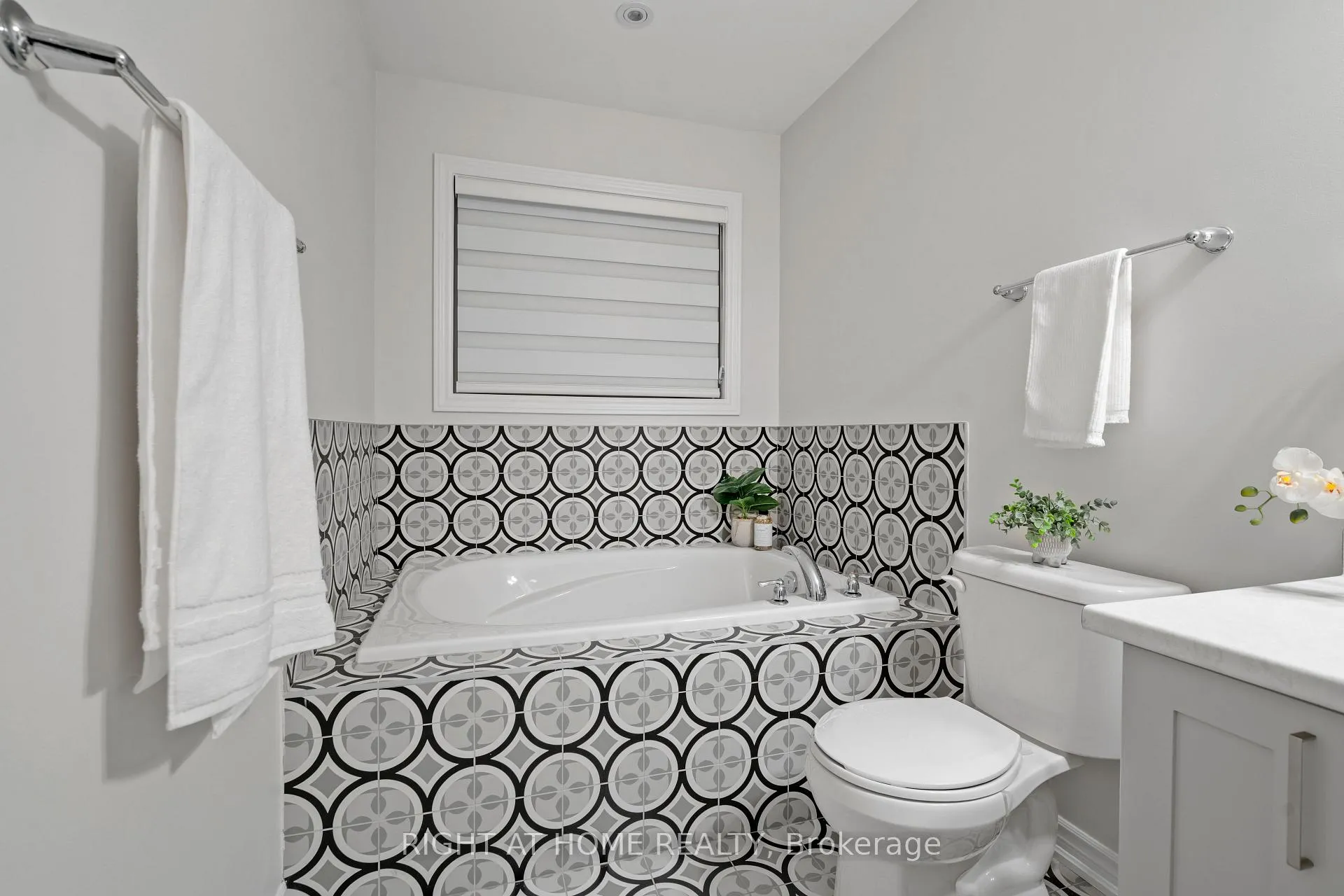Photo 31 of 310 Stewart Street, Shelburne — HOMEH