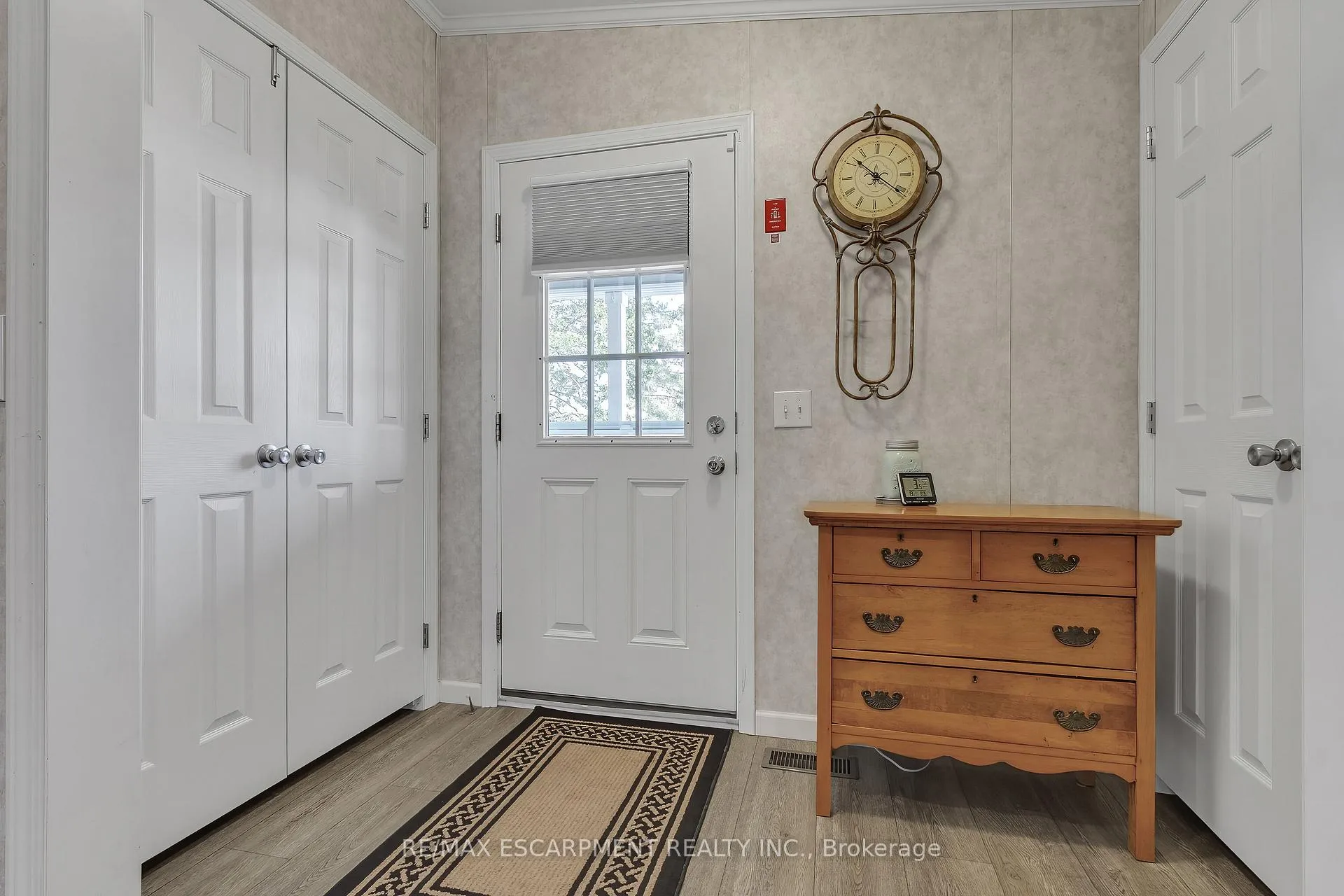 Photo 7 of 70 Park Lane, Hamilton, Rural Flamborough — HOMEH