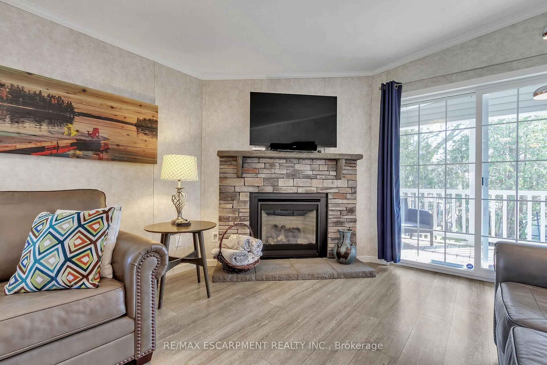 Photo 22 of 70 Park Lane, Hamilton, Rural Flamborough — HOMEH