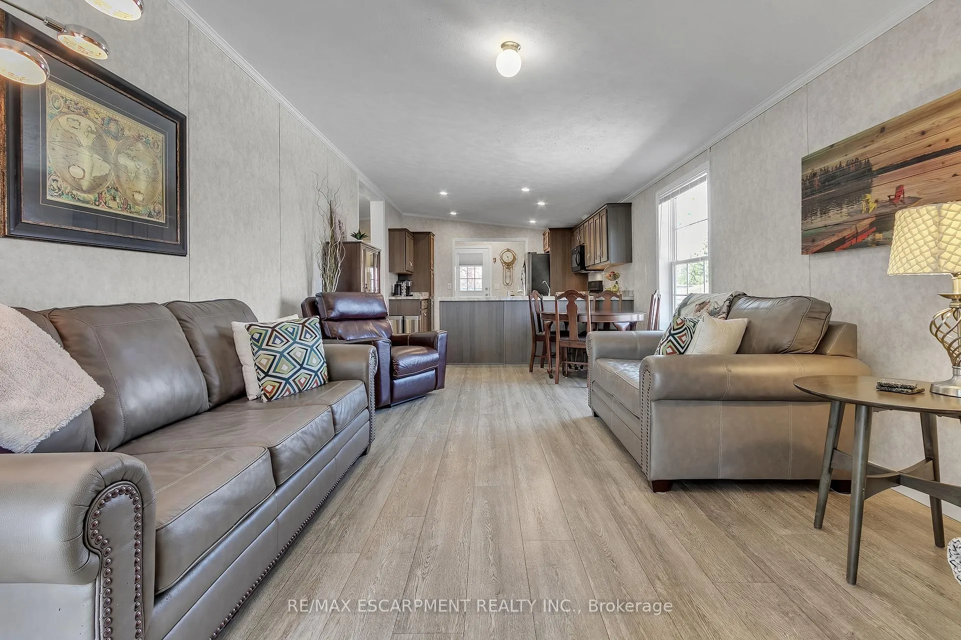 Photo 23 of 70 Park Lane, Hamilton, Rural Flamborough — HOMEH