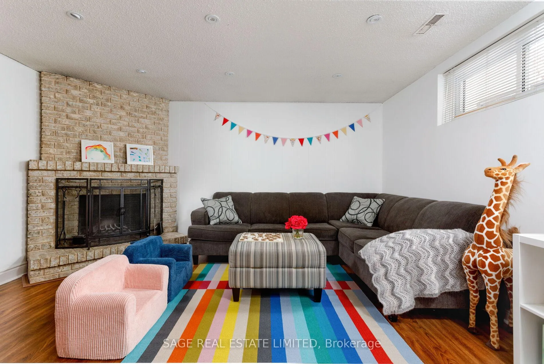 Photo 15 of 110 Church Street E, Brampton, Brampton North — HOMEH