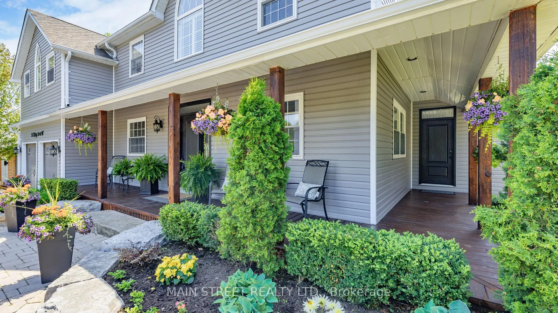 Photo 2 of 132 King Street W, Uxbridge — HOMEH
