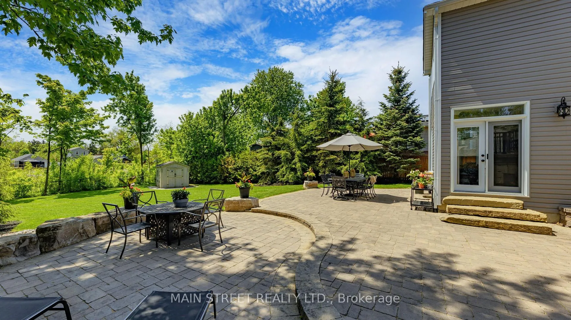 Photo 8 of 132 King Street W, Uxbridge — HOMEH