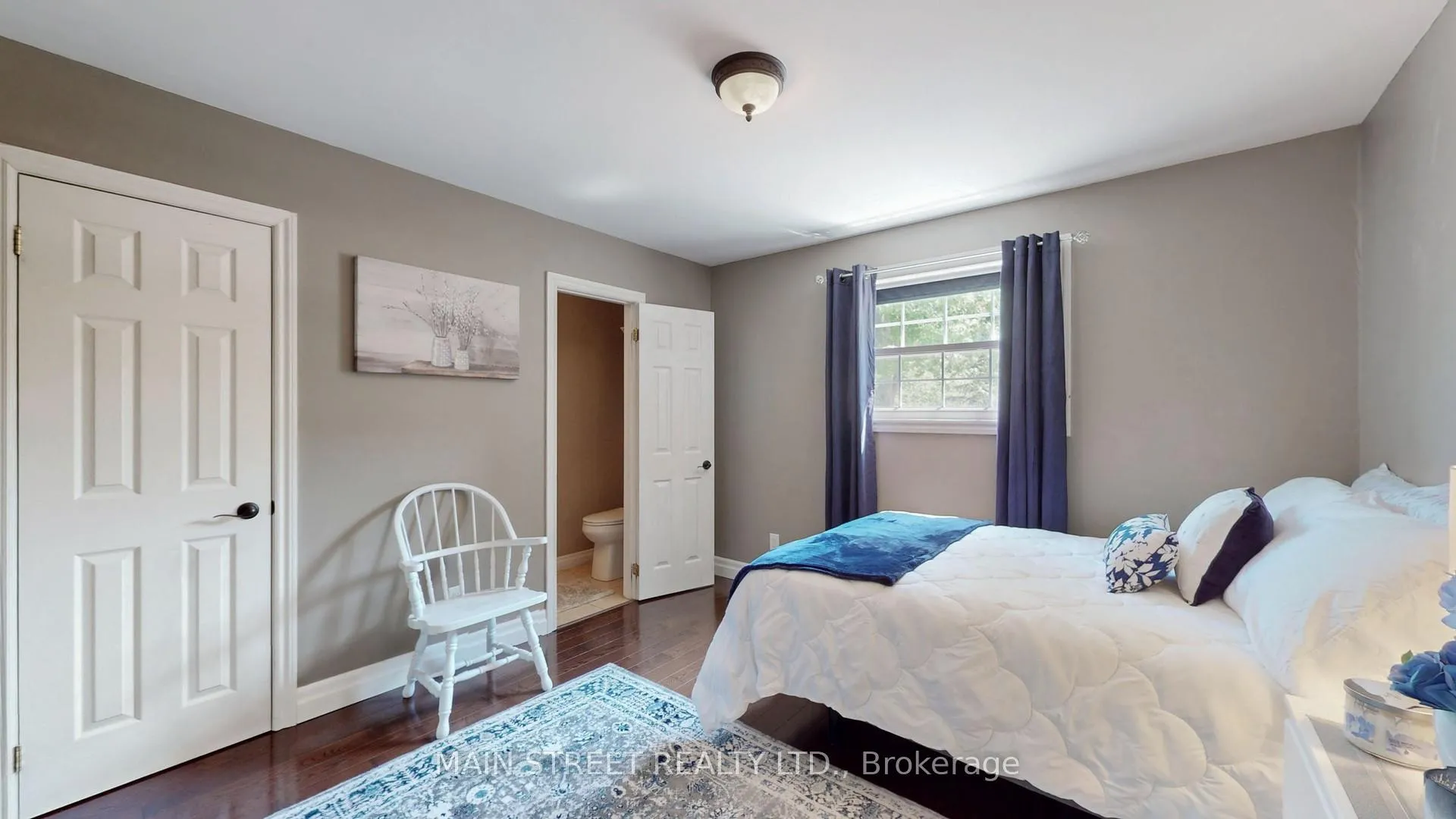Photo 12 of 132 King Street W, Uxbridge — HOMEH