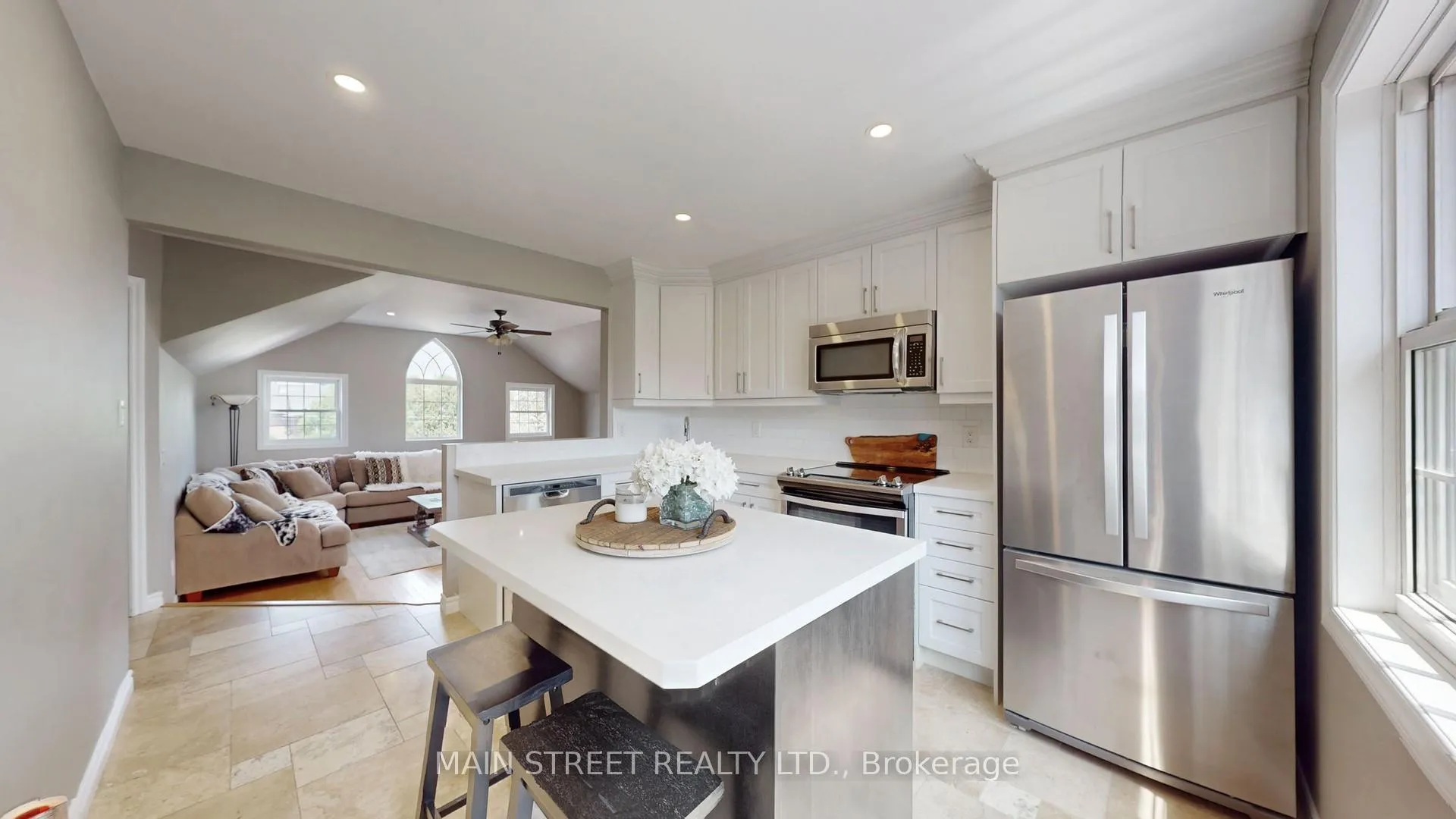 Photo 23 of 132 King Street W, Uxbridge — HOMEH