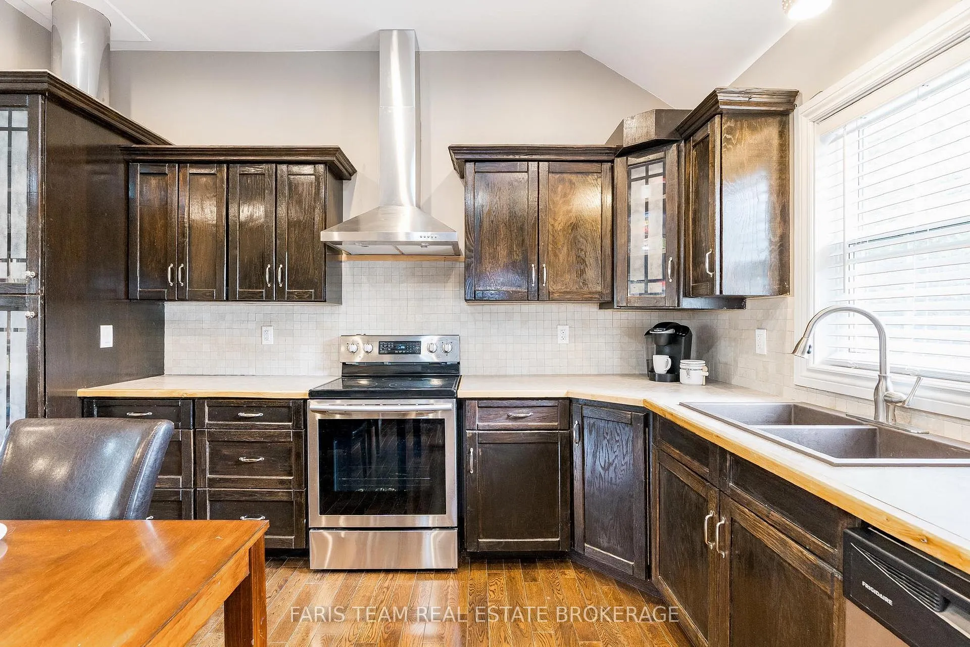 Photo 9 of 66 Meadows Avenue, Tay, Waubaushene — HOMEH