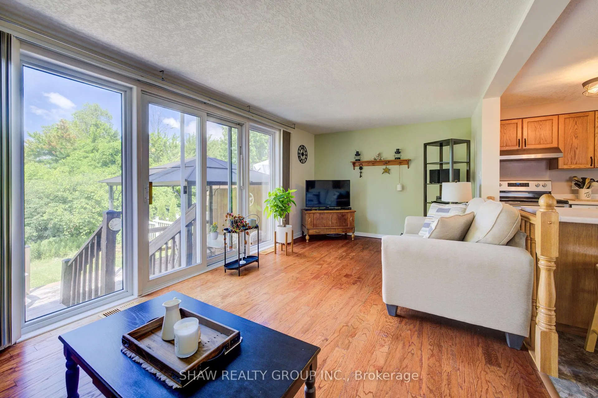 Photo 13 of 159 Pine Martin Crescent, Kitchener — HOMEH