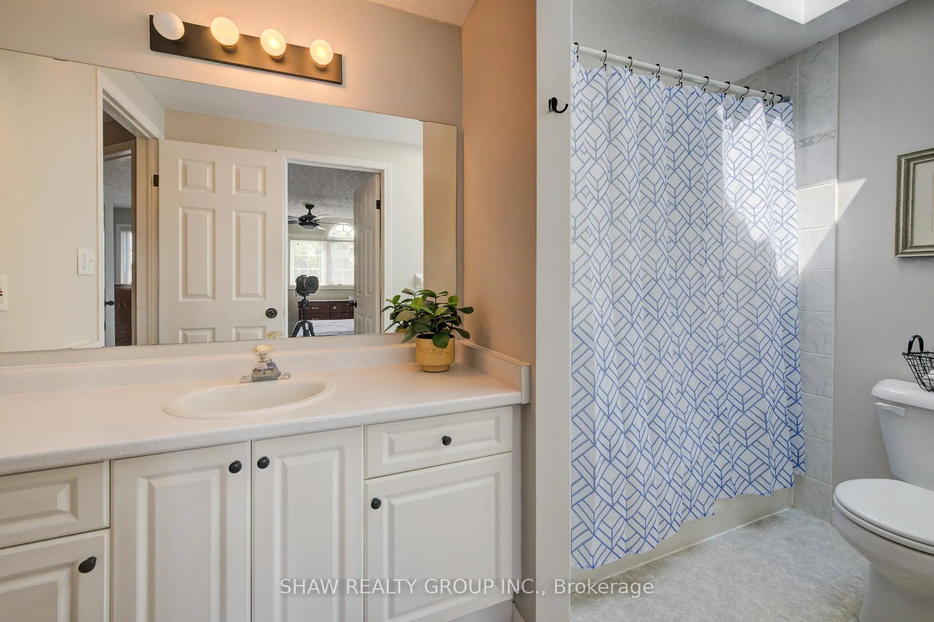 Photo 20 of 159 Pine Martin Crescent, Kitchener — HOMEH
