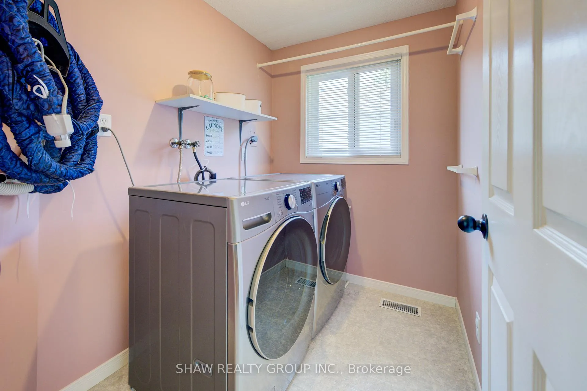 Photo 23 of 159 Pine Martin Crescent, Kitchener — HOMEH
