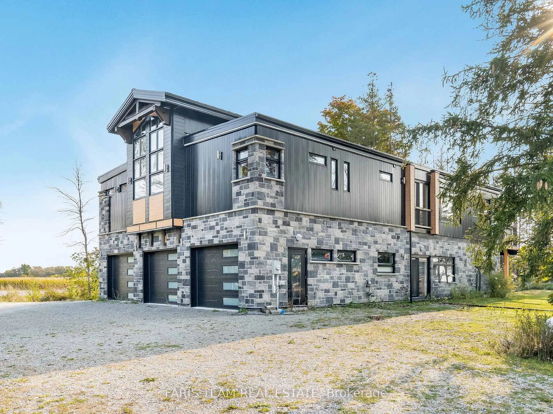 Photo 6 of 15512 County Road 27, Springwater, Elmvale — HOMEH