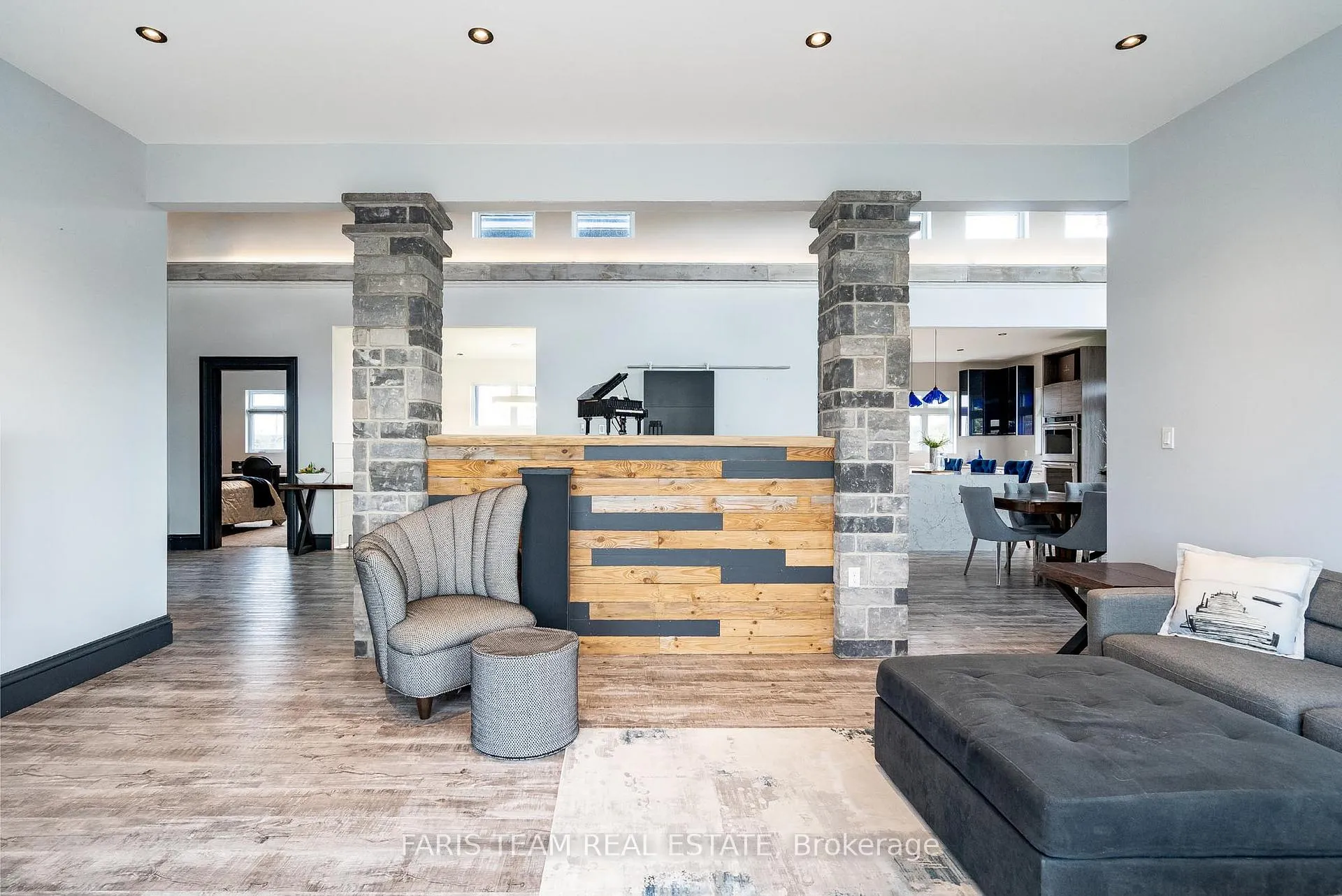 Photo 12 of 15512 County Road 27, Springwater, Elmvale — HOMEH