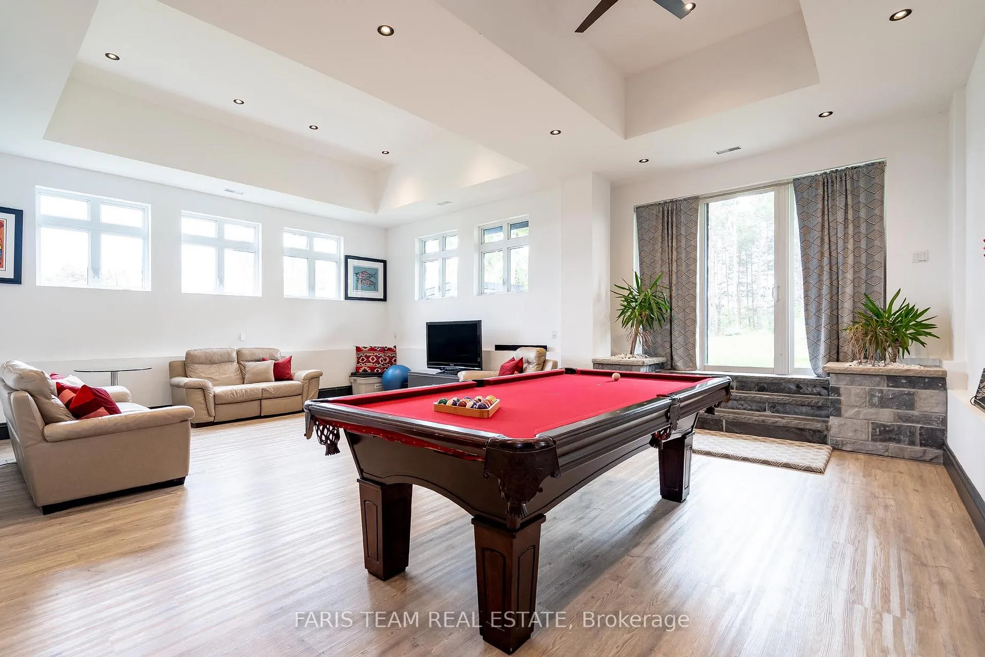 Photo 25 of 15512 County Road 27, Springwater, Elmvale — HOMEH