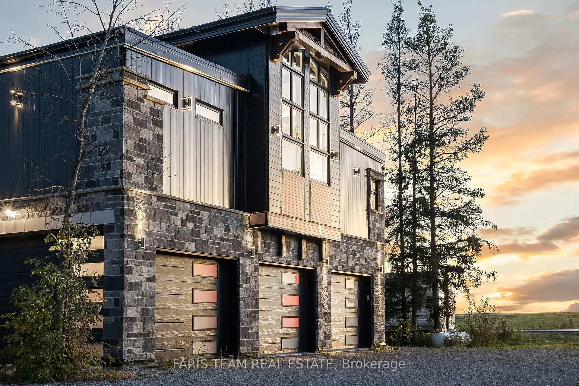 Photo 39 of 15512 County Road 27, Springwater, Elmvale — HOMEH