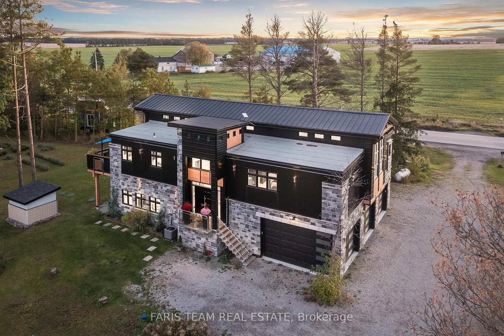 Photo 40 of 15512 County Road 27, Springwater, Elmvale — HOMEH