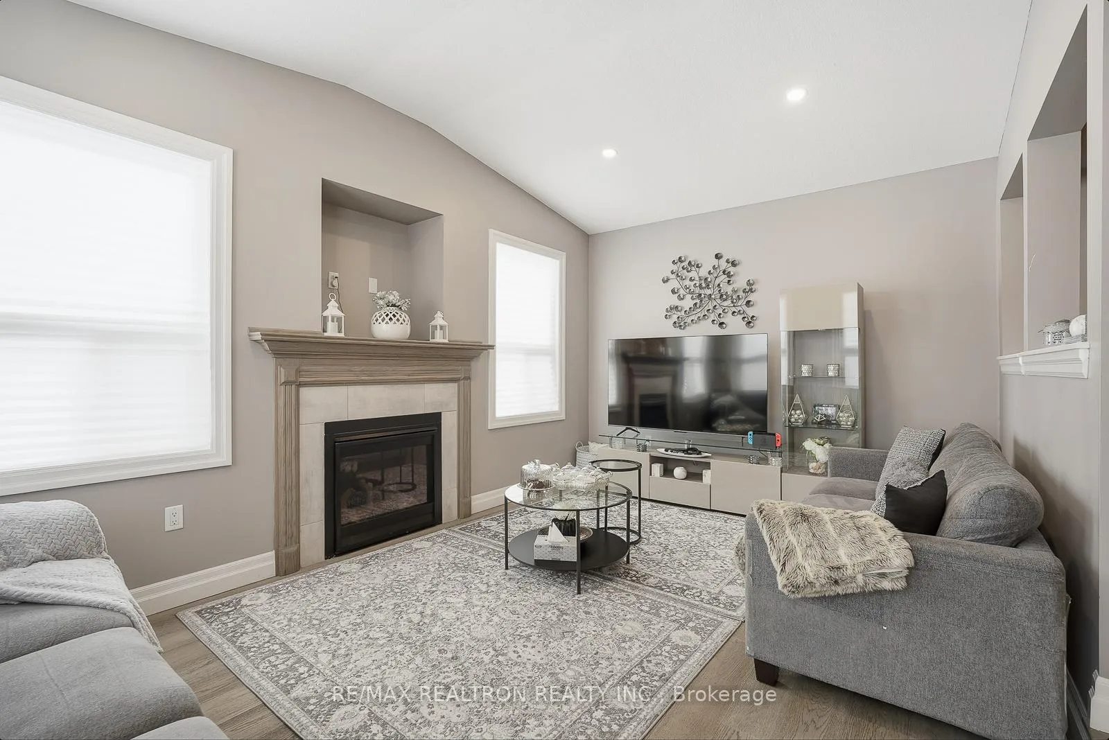 Photo 23 of 1493 Dunedin Crescent, Oshawa, Taunton — HOMEH