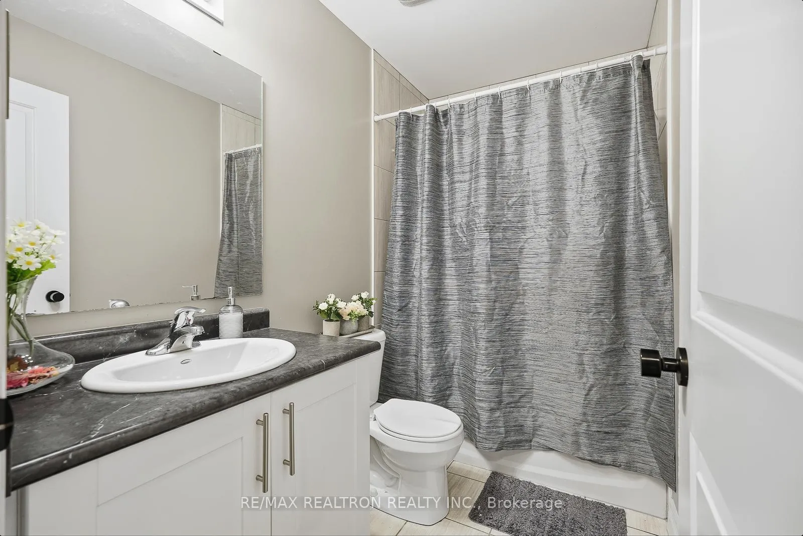 Photo 39 of 1493 Dunedin Crescent, Oshawa, Taunton — HOMEH