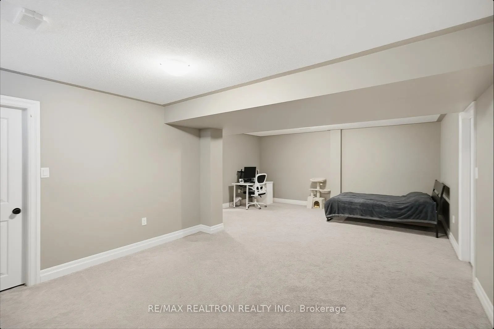 Photo 42 of 1493 Dunedin Crescent, Oshawa, Taunton — HOMEH