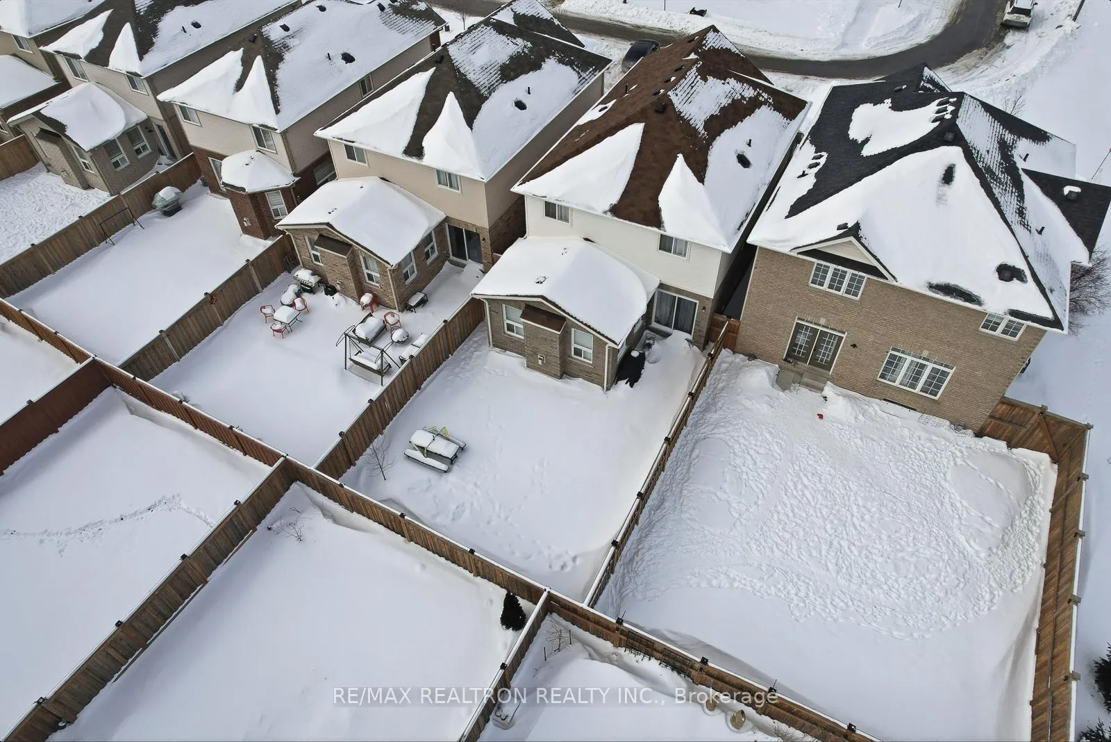 Photo 50 of 1493 Dunedin Crescent, Oshawa, Taunton — HOMEH
