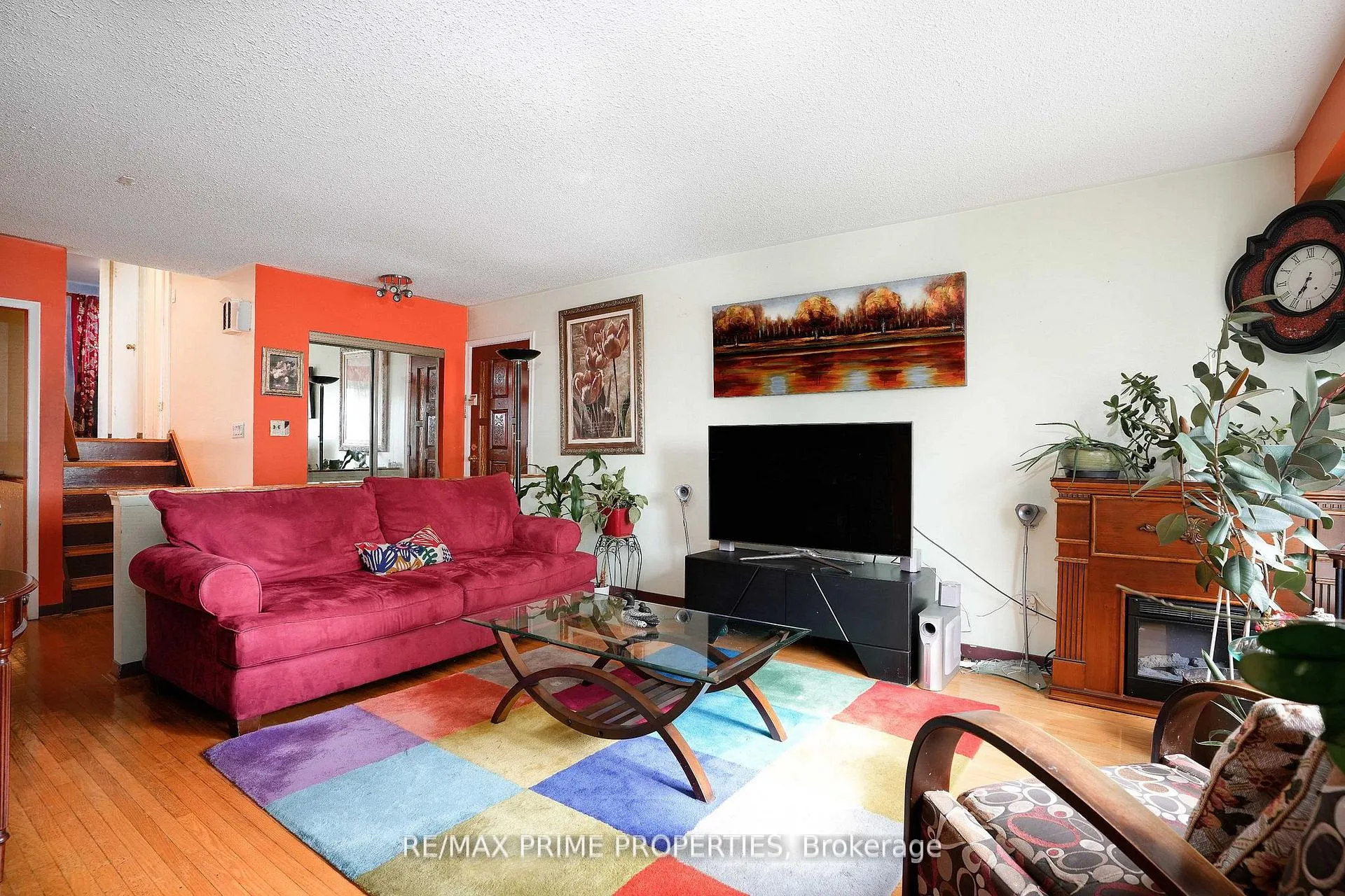 Photo 10 of 81 Silverstone Drive, Etobicoke, Mount Olive-Silverstone-Jamestown — HOMEH