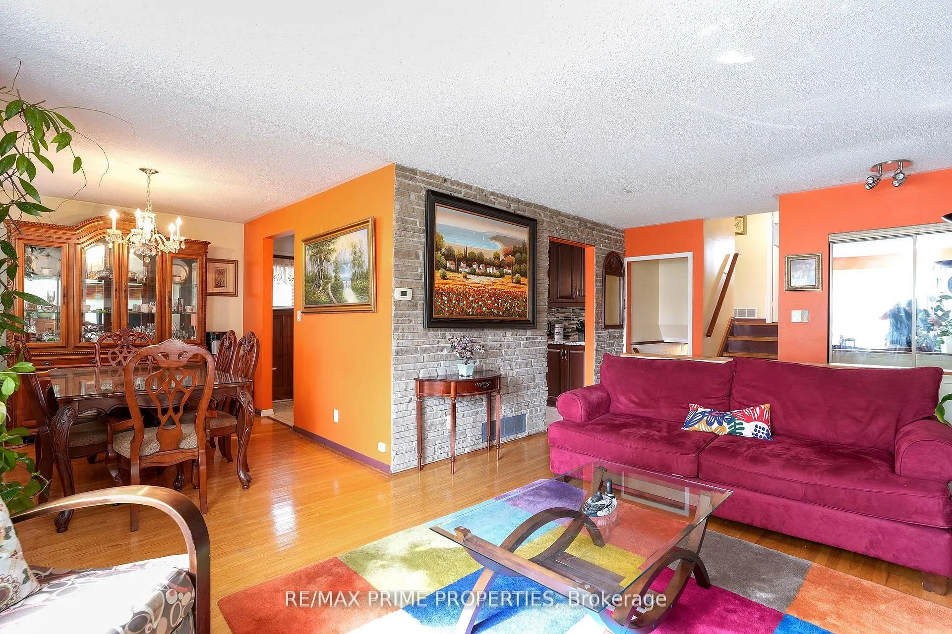 Photo 13 of 81 Silverstone Drive, Etobicoke, Mount Olive-Silverstone-Jamestown — HOMEH