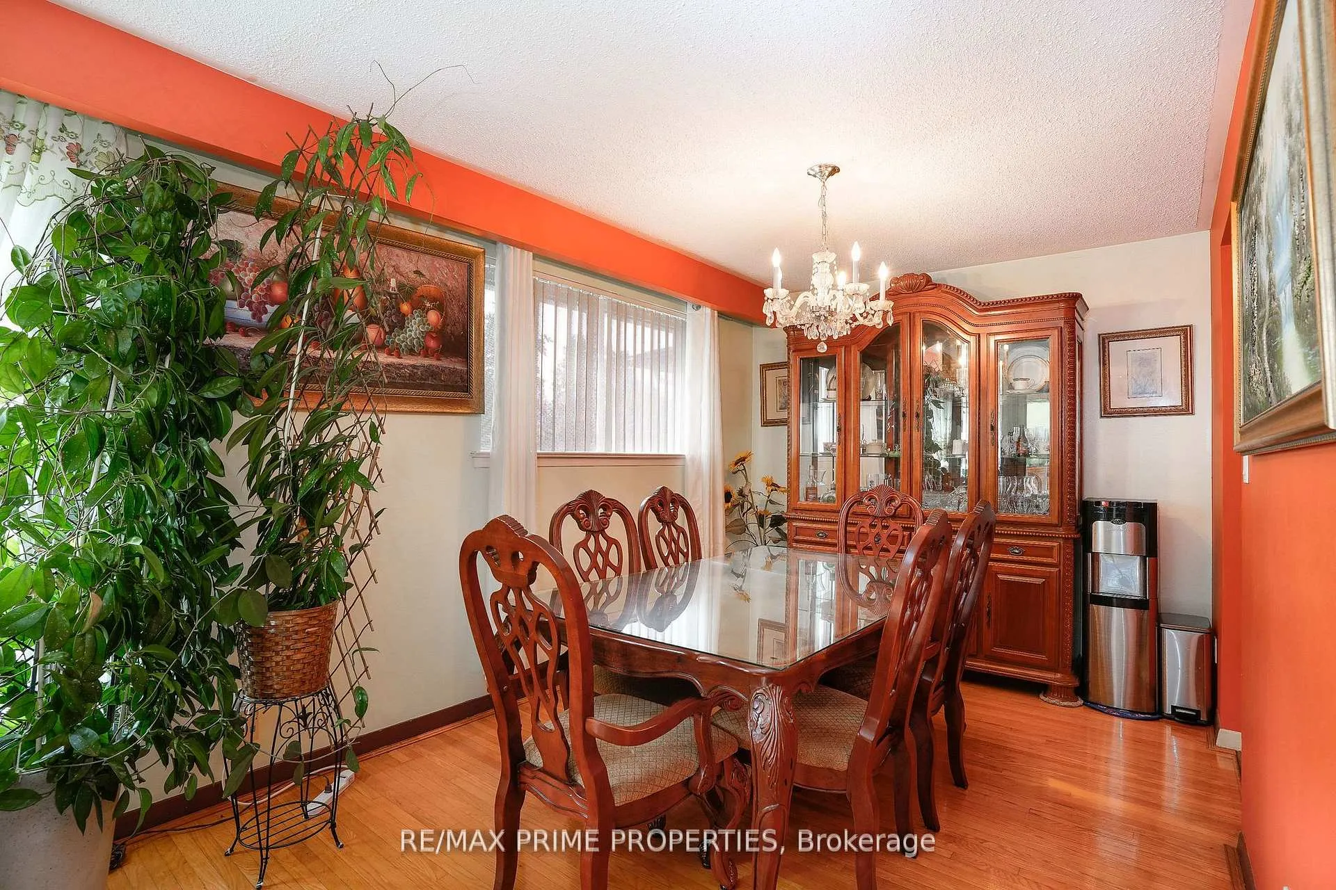 Photo 15 of 81 Silverstone Drive, Etobicoke, Mount Olive-Silverstone-Jamestown — HOMEH