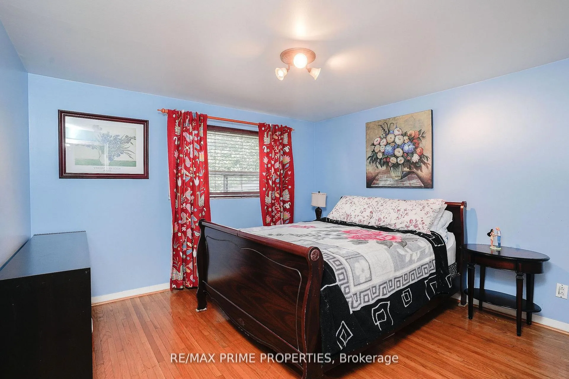 Photo 24 of 81 Silverstone Drive, Etobicoke, Mount Olive-Silverstone-Jamestown — HOMEH