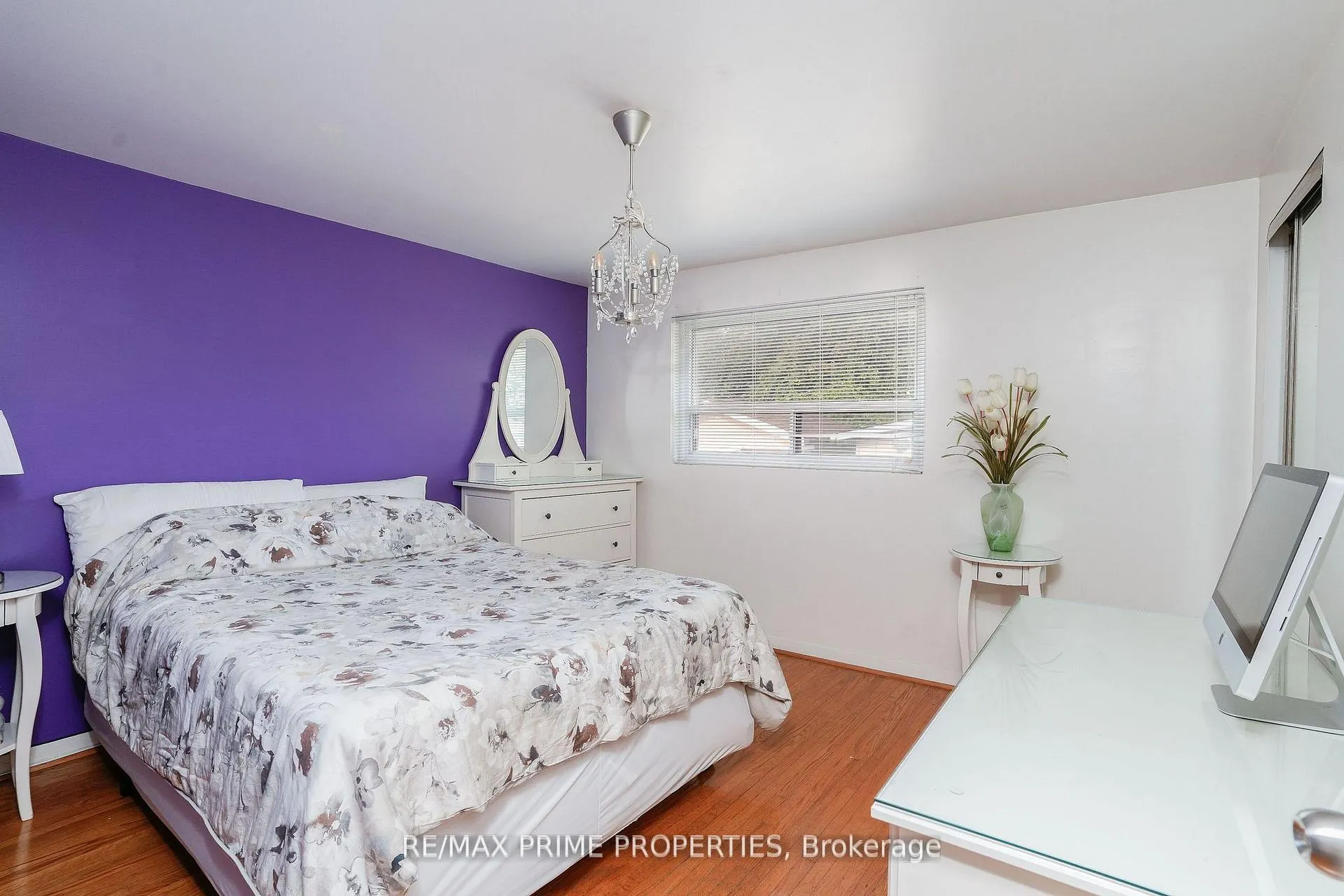 Photo 29 of 81 Silverstone Drive, Etobicoke, Mount Olive-Silverstone-Jamestown — HOMEH
