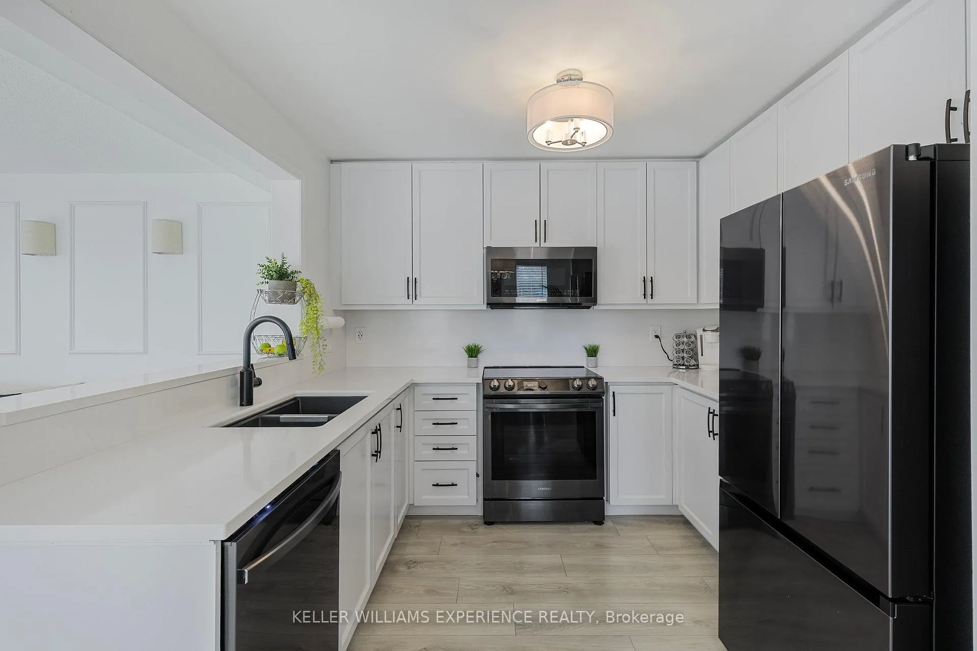 Photo 5 of 129 Stonemount Crescent, Essa, Angus — HOMEH