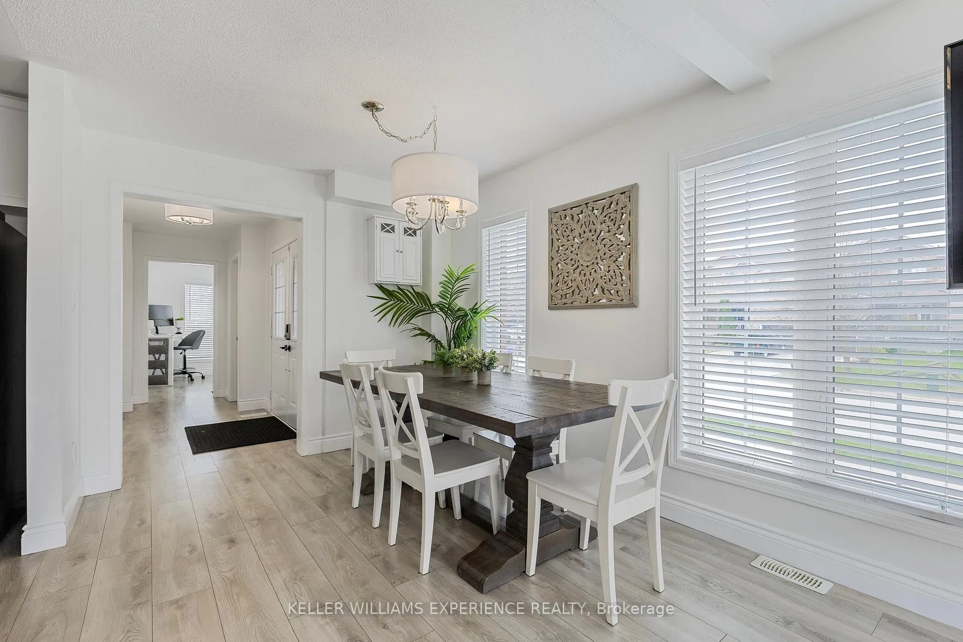 Photo 6 of 129 Stonemount Crescent, Essa, Angus — HOMEH