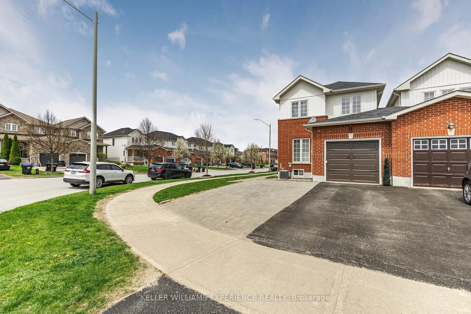 Photo 24 of 129 Stonemount Crescent, Essa, Angus — HOMEH