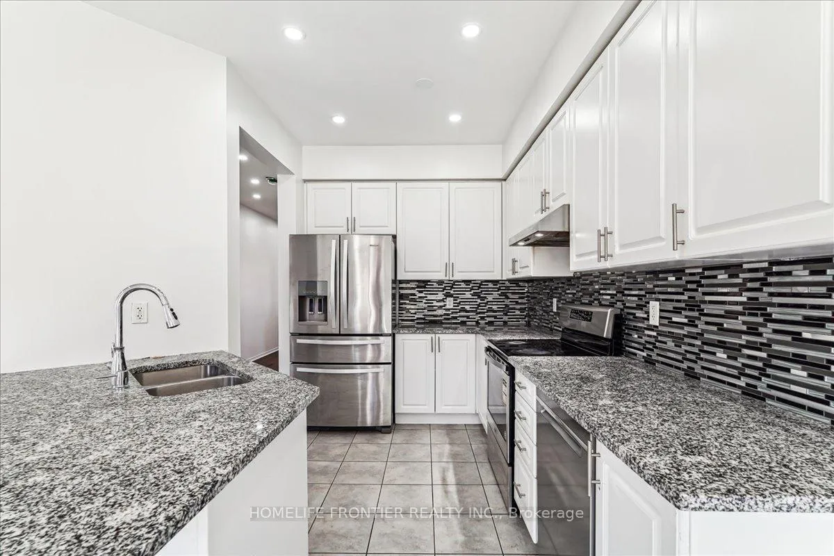 Photo 6 of 9 Owens Road, Brampton, Credit Valley — HOMEH