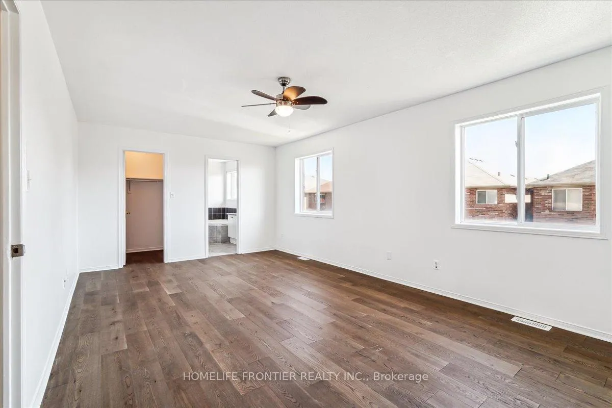 Photo 11 of 9 Owens Road, Brampton, Credit Valley — HOMEH
