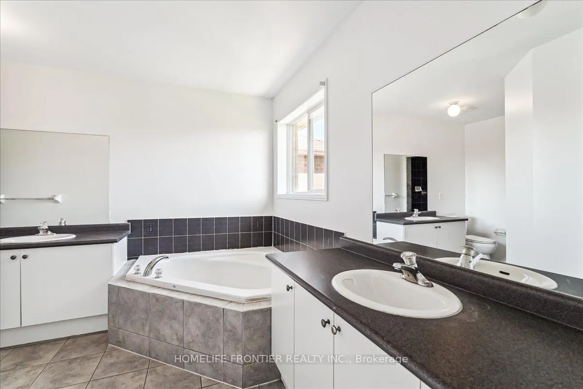 Photo 13 of 9 Owens Road, Brampton, Credit Valley — HOMEH