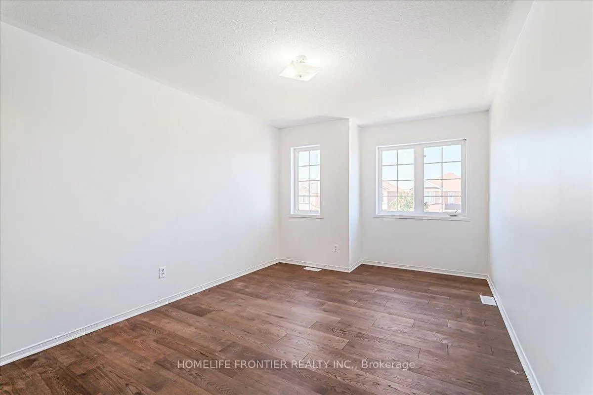 Photo 15 of 9 Owens Road, Brampton, Credit Valley — HOMEH