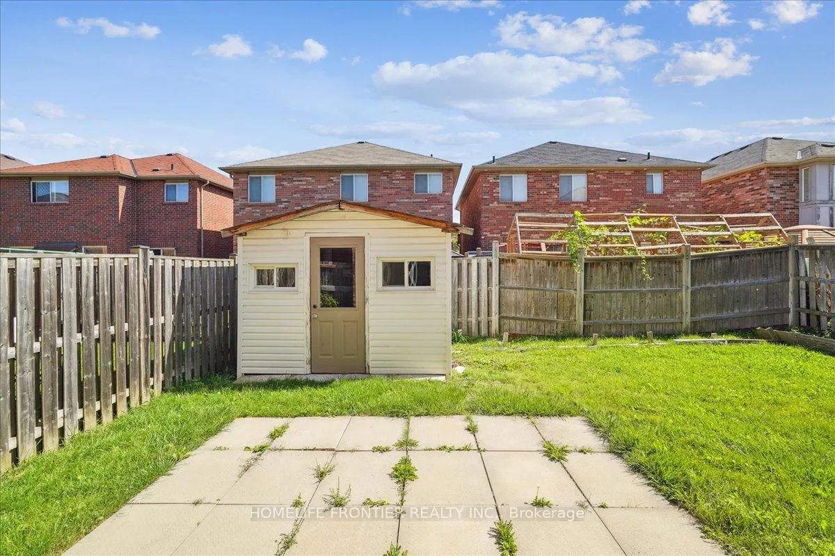 Photo 23 of 9 Owens Road, Brampton, Credit Valley — HOMEH