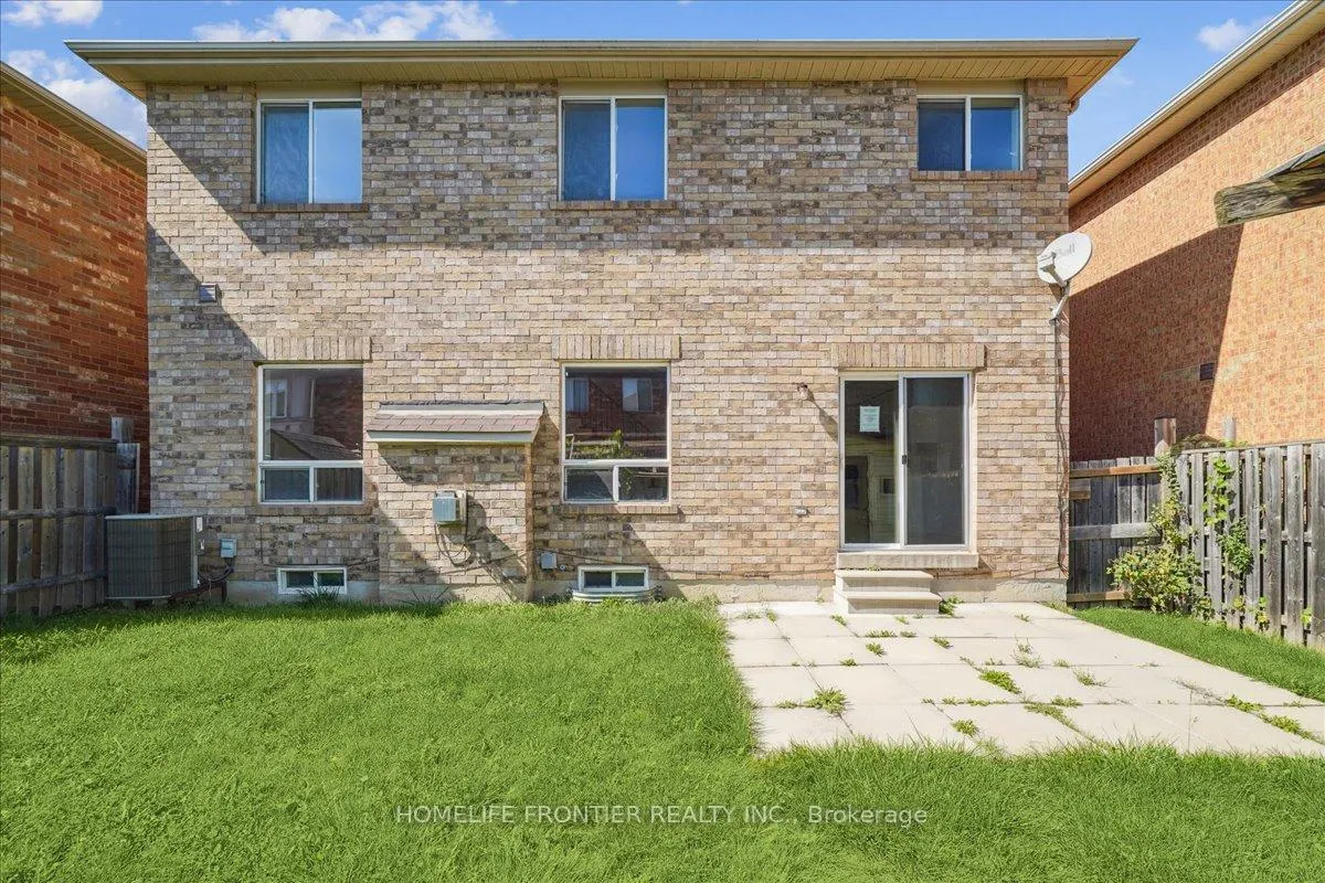 Photo 24 of 9 Owens Road, Brampton, Credit Valley — HOMEH