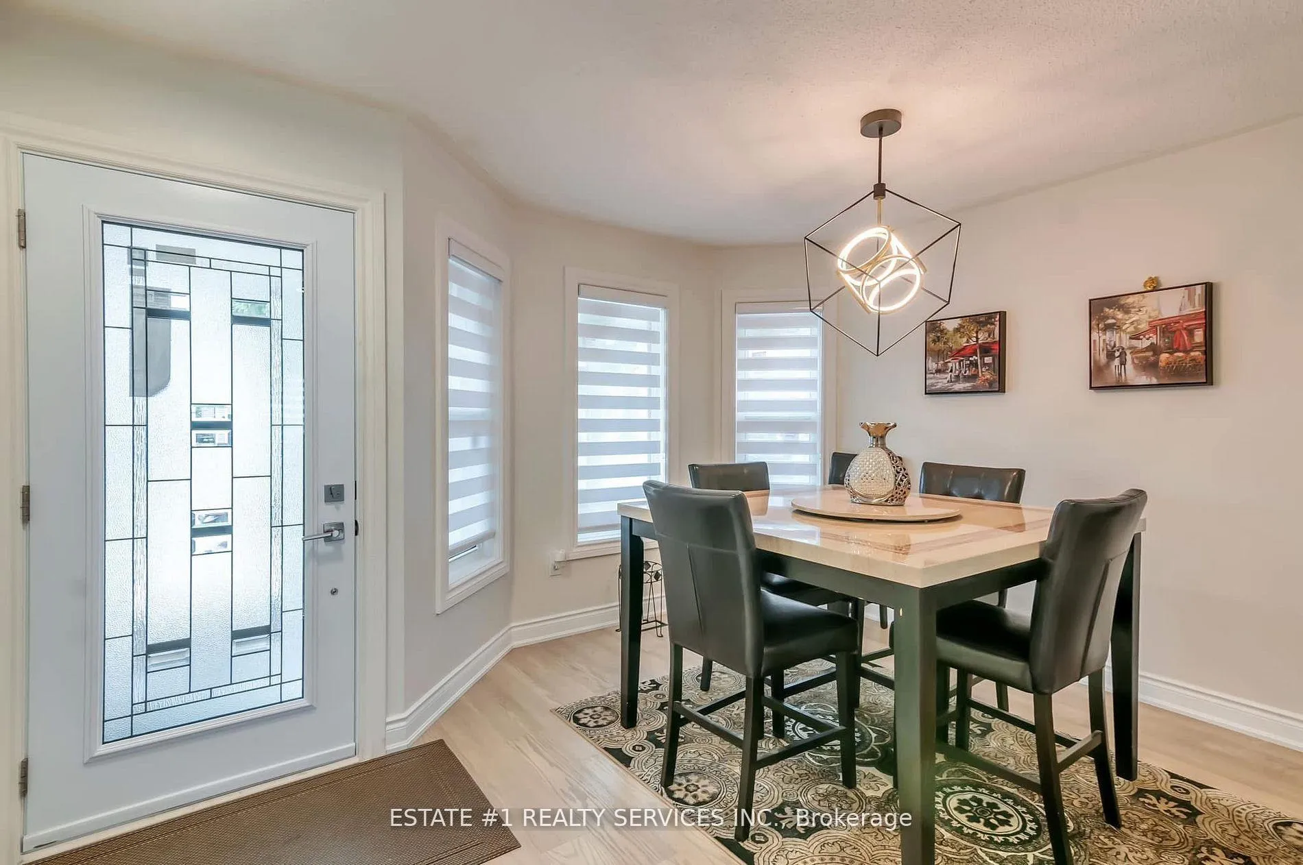 Photo 3 of 68 Ponymeadow Way, Brampton, Credit Valley — HOMEH