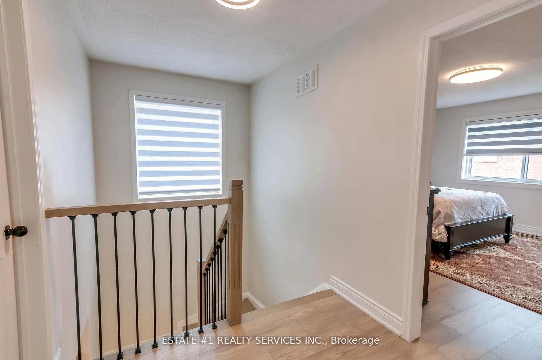Photo 19 of 68 Ponymeadow Way, Brampton, Credit Valley — HOMEH
