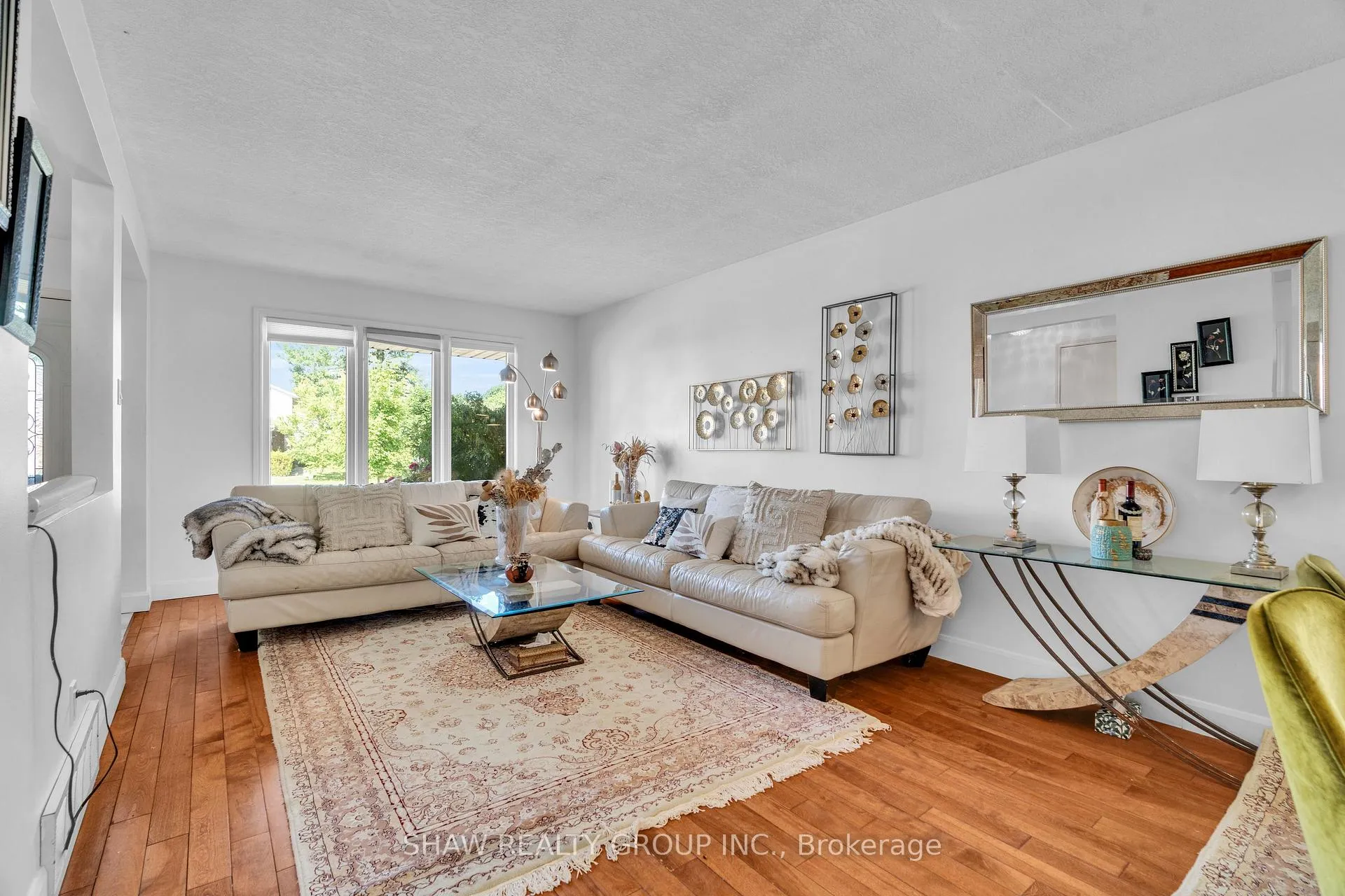 Photo 12 of 286 Newbury Drive, Kitchener — HOMEH