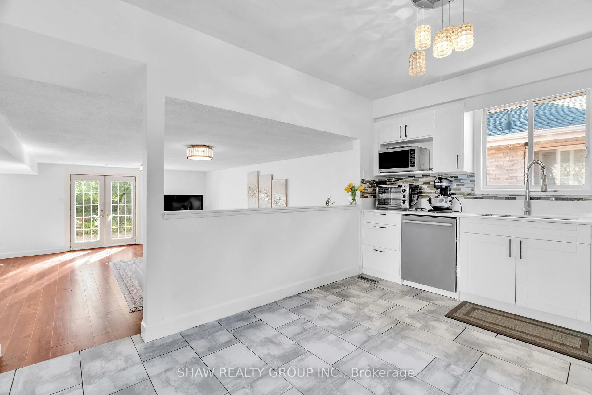 Photo 16 of 286 Newbury Drive, Kitchener — HOMEH