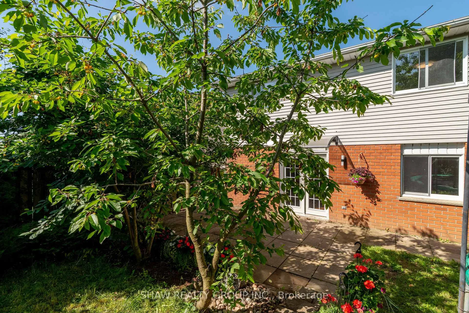 Photo 42 of 286 Newbury Drive, Kitchener — HOMEH