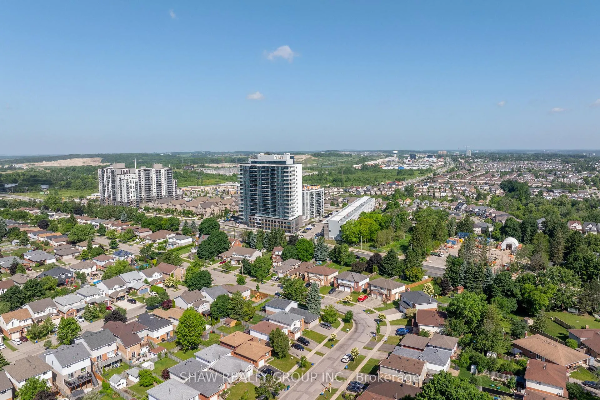 Photo 46 of 286 Newbury Drive, Kitchener — HOMEH