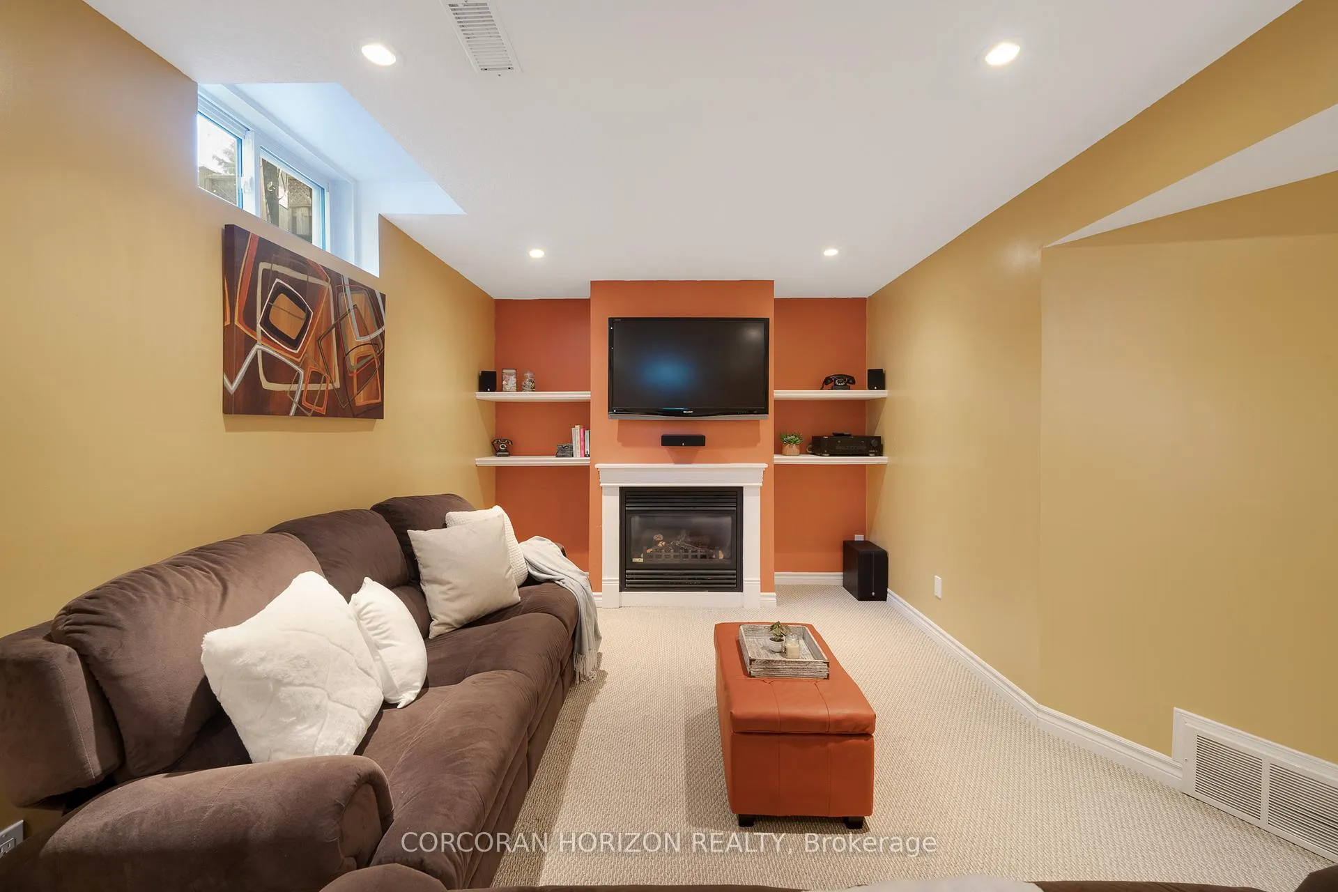 Photo 30 of 549 Langlaw Drive, Cambridge — HOMEH