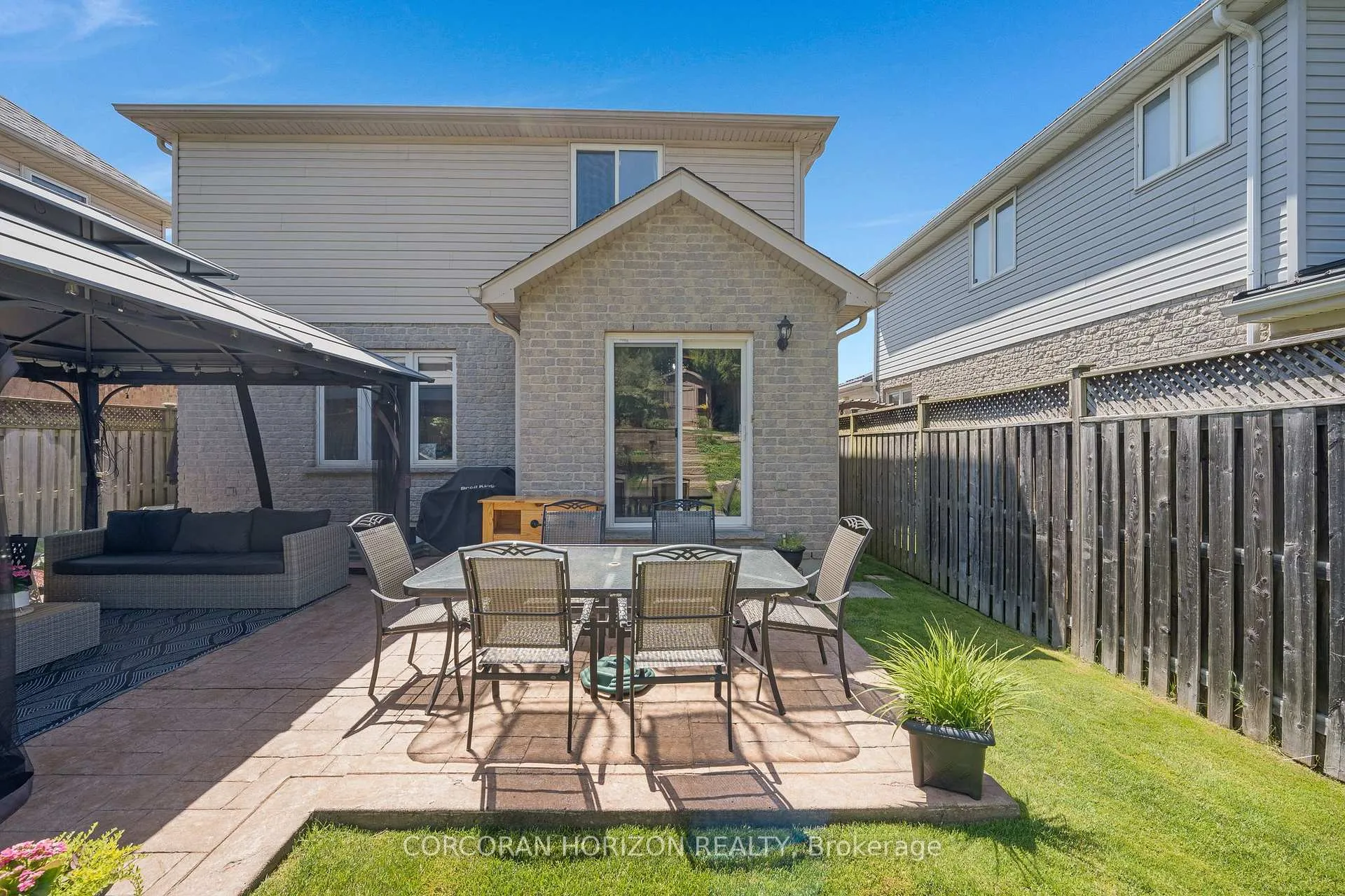 Photo 39 of 549 Langlaw Drive, Cambridge — HOMEH