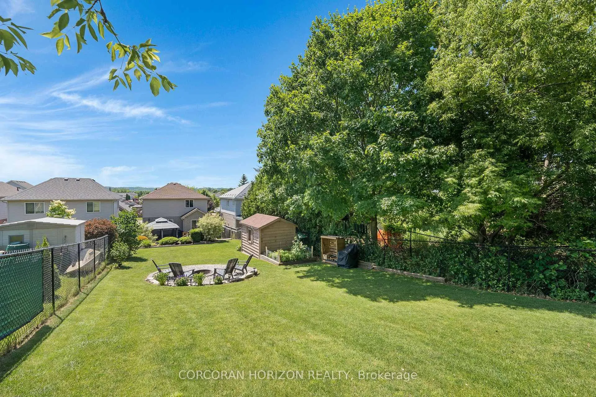 Photo 45 of 549 Langlaw Drive, Cambridge — HOMEH