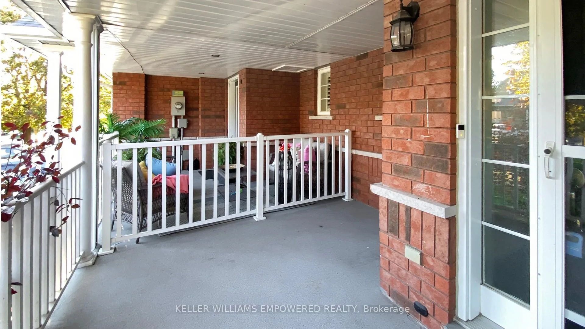 Photo 4 of 59 Melody Drive, Whitby, Brooklin — HOMEH